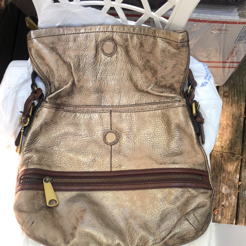 FOSSIL LEATHER LARGE BOHO SHOULDER BAG, distressed bronze, zippers